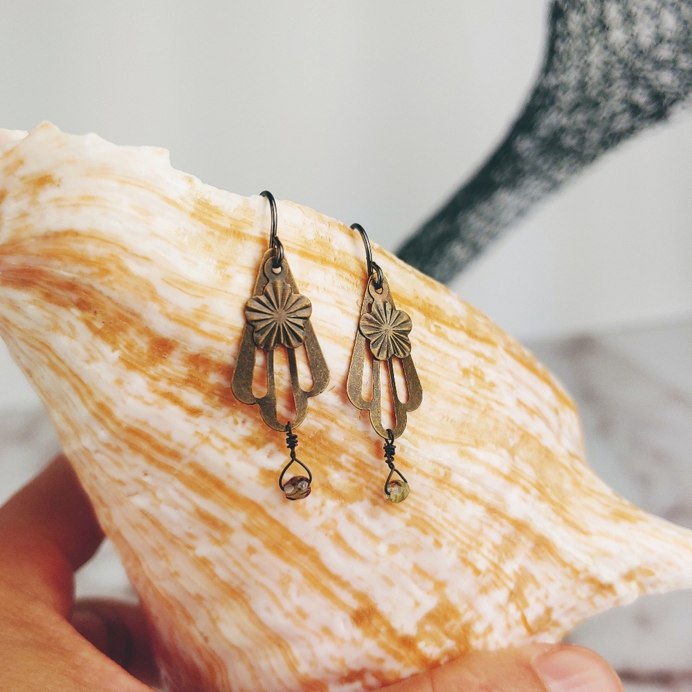 New✨Art Deco Floral Brass Earrings